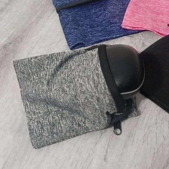 Spandex Sweatband Wrist Wallet, 2 Pockets *Pick 1 for $3, Pick 2 for $5* - Picture 5 of 7